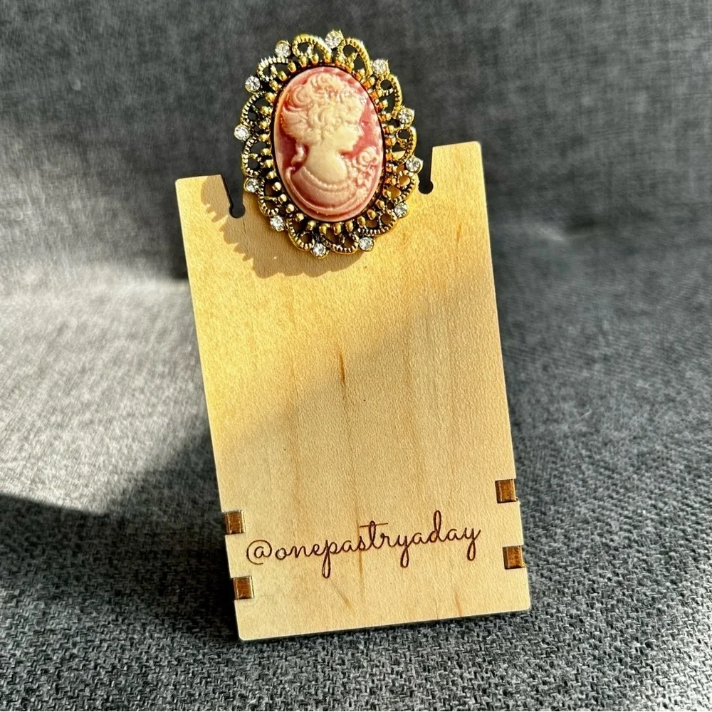 Sparkly Cameo Brooch Pin, Rhinestone Filigree Edging Detail, Red, Pink, Gold
